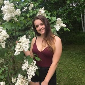 Meet your Posher, Megan